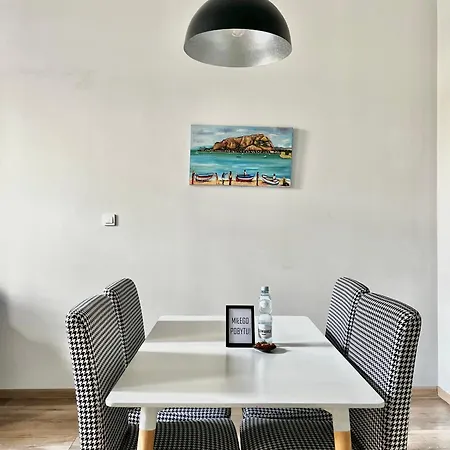 Acm Centrum Z Parkingiem