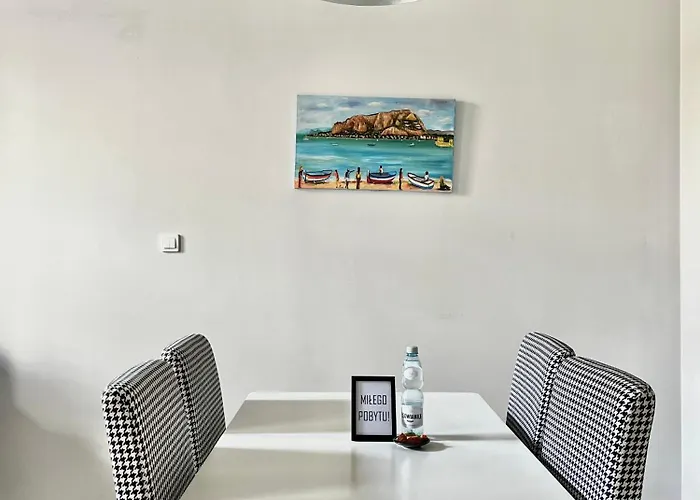 Acm Centrum Z Parkingiem